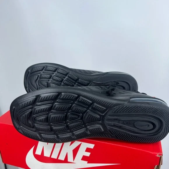 Nike Womens Air Max Axis Black Size 8 - Picture 3 of 5